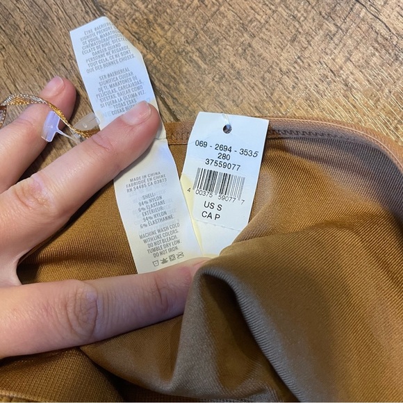 Aerie Brown/Burnt Orange One Shoulder Stretchy Cropped Tank Top. D5 - Picture 2 of 3